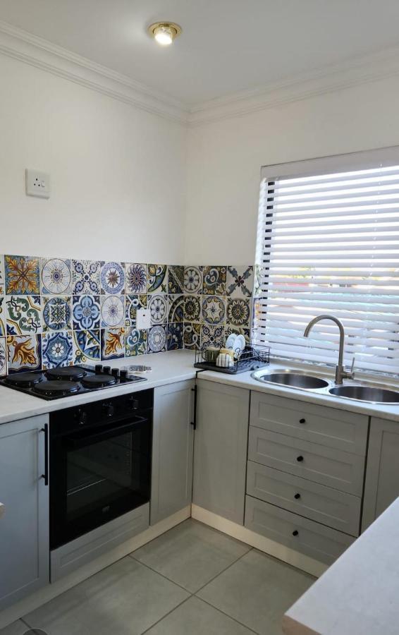 G's Self Catering Apartment Cape Town